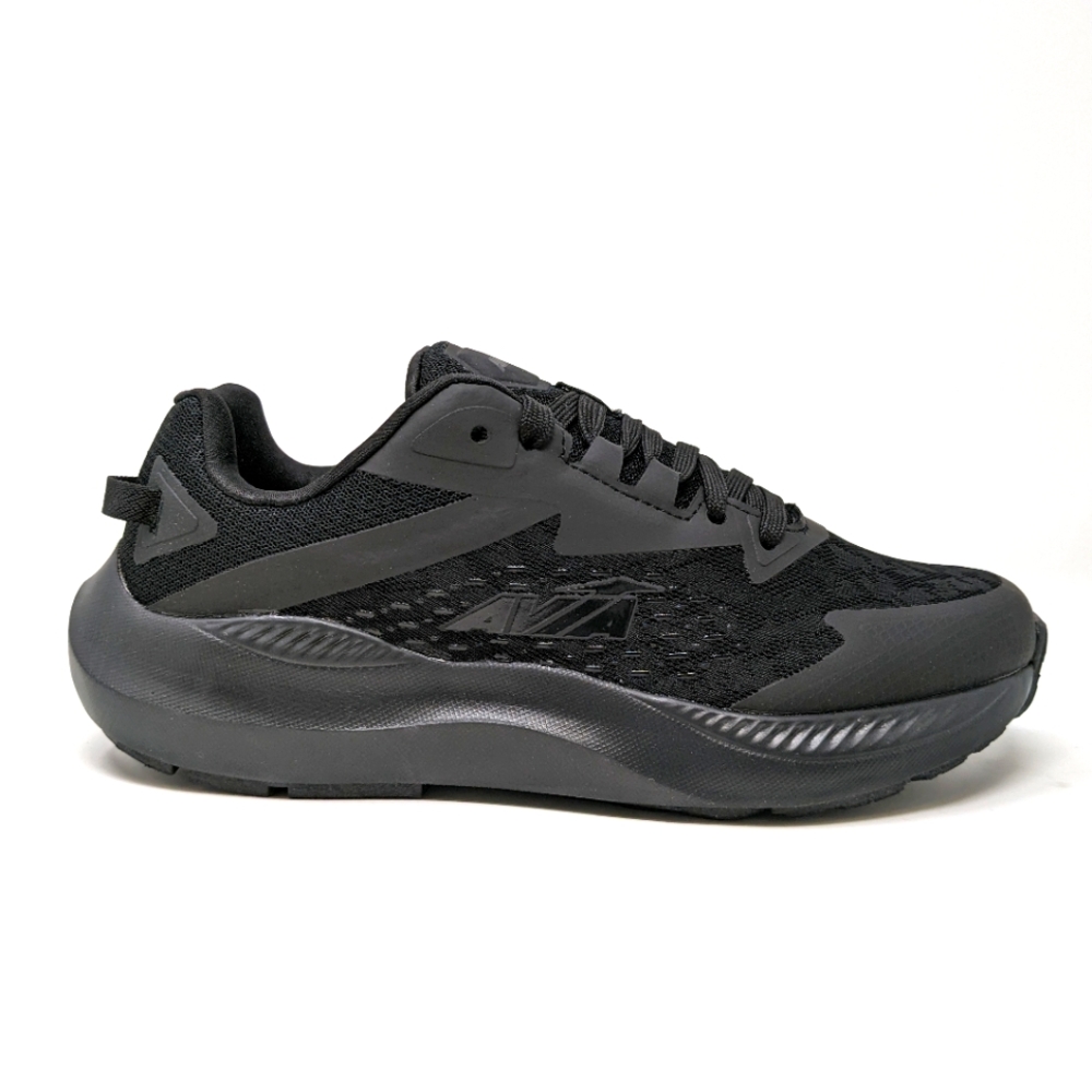 NIB.  AVIA STORM. AA50081MBB. Medium. Jet black.